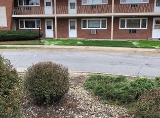 18217 Exchange Ave APT 1, Lansing, IL 60438