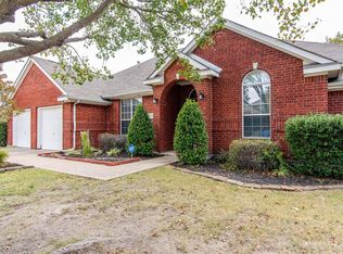 201 Lakewood Trl, Forney, TX 75126