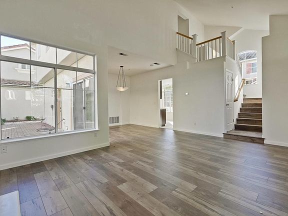 5th image of 430 S Taaffe St