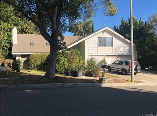 5222 Dantes View Dr, Calabasas, CA 91301