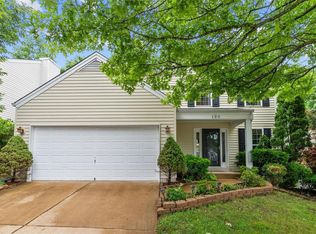 190 Cascade Terrace Dr, Ballwin, MO 63021