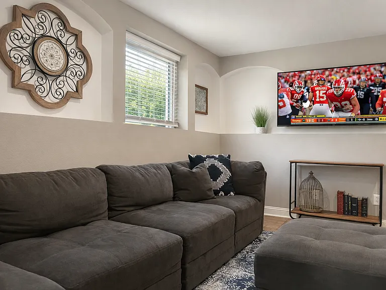 11501 Five Cedars Rd — Photo 23