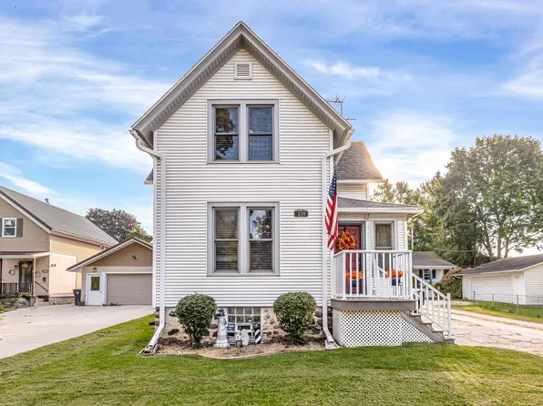 339 North Milwaukee STREET, Plymouth, WI 53073