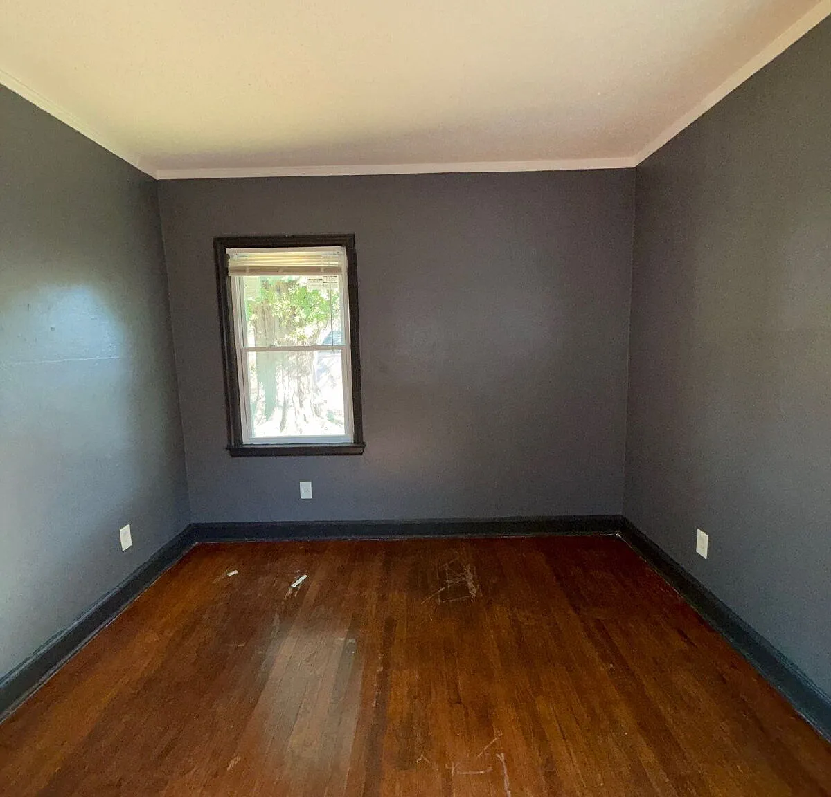 3 bed, 1.5 bath, 1030 sqft, $1,400 — Photo 3