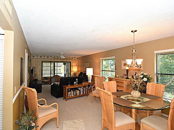 4th image of 31 SW South River Dr APT 206