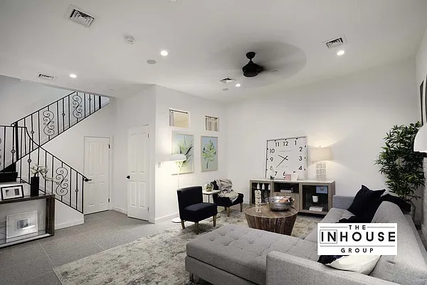 Sold by The In House Group | media 15
