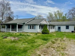 34 Camp Branch Rd, Waynesville, NC 28786