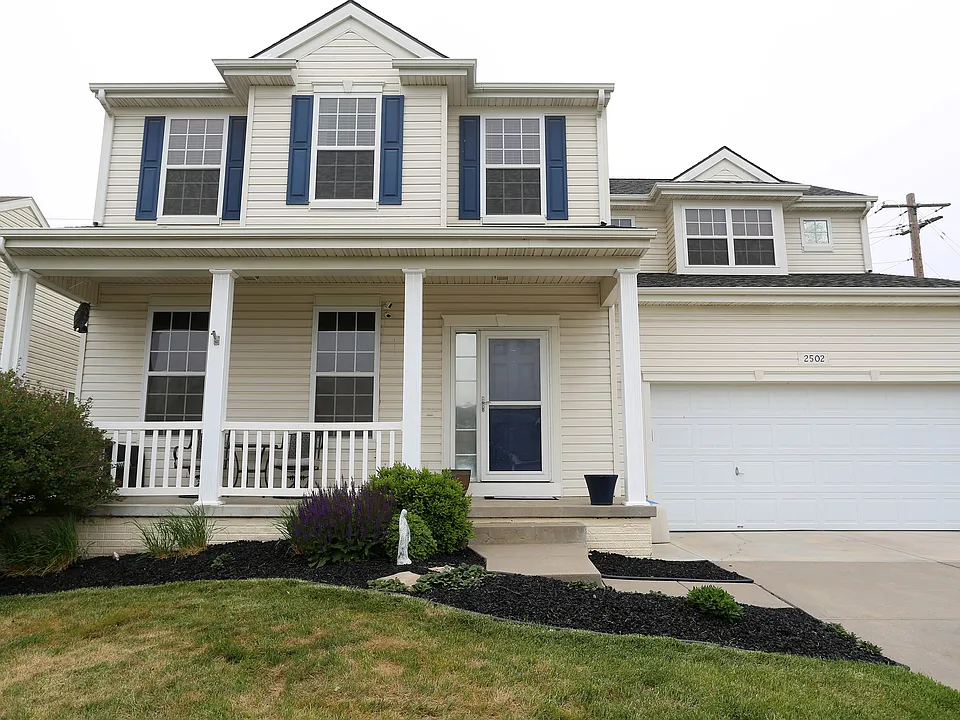 2502 Raven Ridge Dr