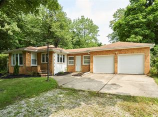 3917 Mill St, Richfield, OH 44286