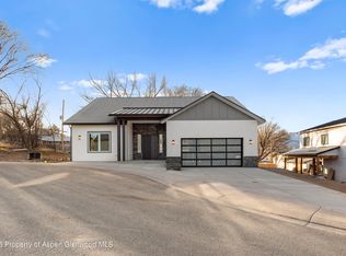 435 Arbor Ln, Rifle, CO 81650