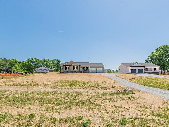 2nd image of 2047 Swicegood Rd