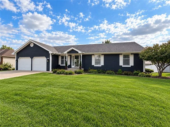 1008 E 2nd Street Ter, Cameron, MO 64429