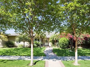 1860 Tahiti Dr, Costa Mesa, CA 92626