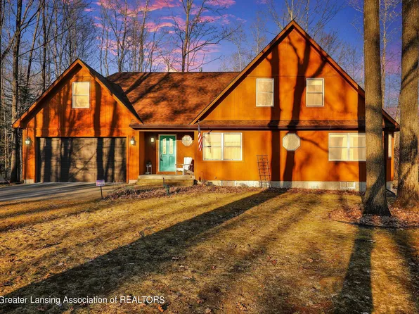 6550 Woodridge Dr, Lake, MI 48632