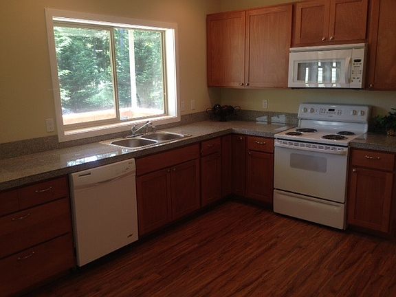 4th image of 9723 Moller Dr NW