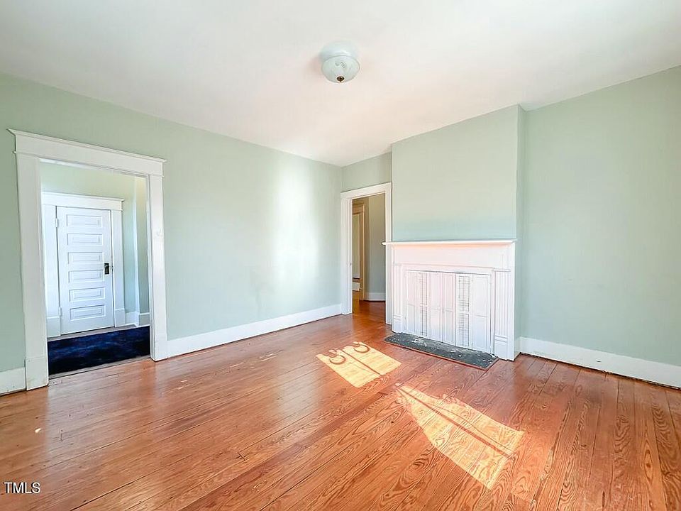 37th image of 302 Halifax St