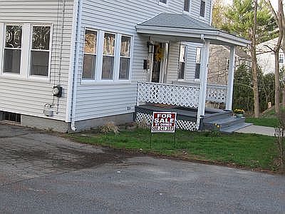 2nd image of 8 Prince St