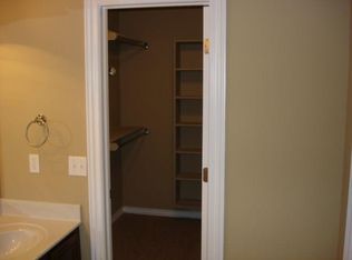 100 N Lockeport Dr, Edmond, OK 73003