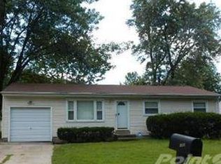 1466 Widefields Ln, Saint Louis, MO 63138
