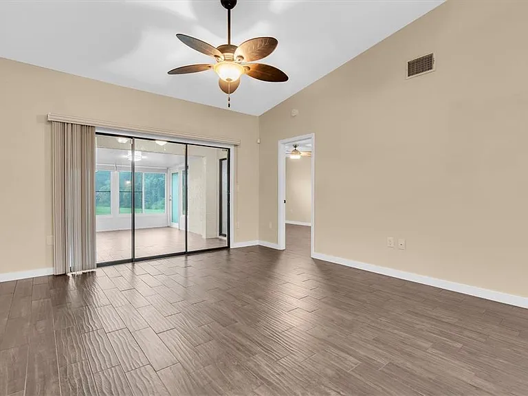 3203 Charter Club Dr #B — Photo 8