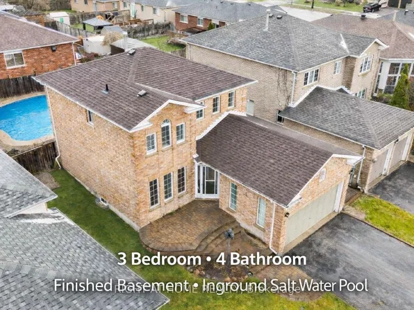 7 Michael Cres, Barrie, ON L4M 6Y9