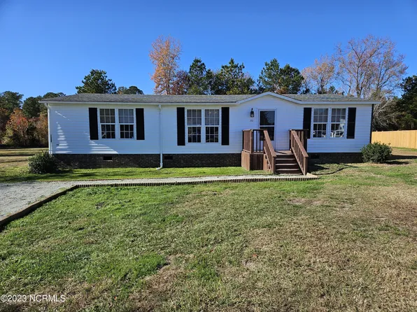 112 S Cherie Court, New Bern, NC 28562