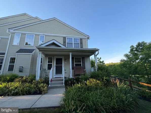 137 Granite Ln #2, Chester Springs, PA 19425