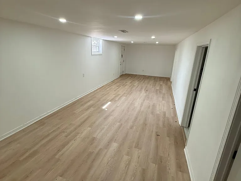 7205 Overton Ave — Photo 11