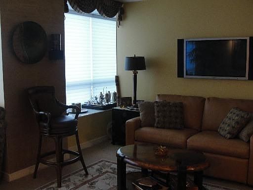 3rd image of 512 N McClurg Ct APT 5709