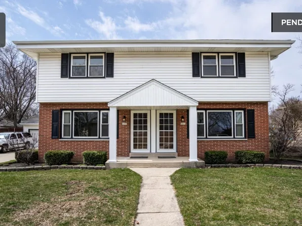 6055 N 112th St, Milwaukee, WI 53225