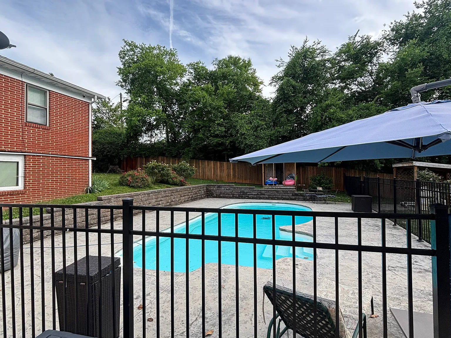 1 bed, 1.5 bath, 1200 sqft, $2,200 — Photo 3