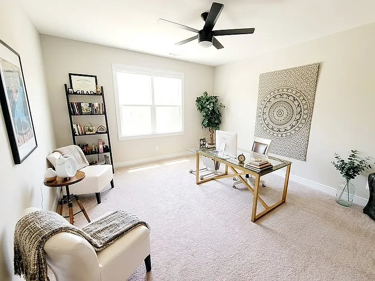 4580 Carriage Walk Ln — Photo 8