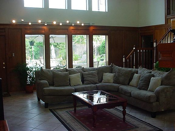 3rd image of 5106 Spanish Oak Dr