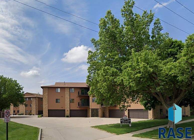 1st image of 3001 W 33rd St APT 302