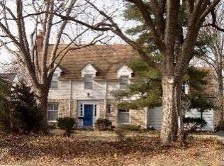 6224 Mission Rd, Fairway, KS 66205