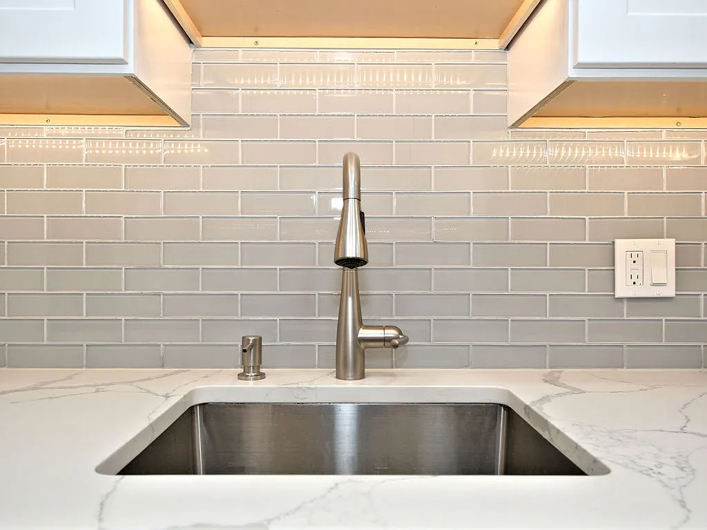 Building Photo - 300 Livingston Ave #3E