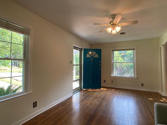 Front entry & Living area
