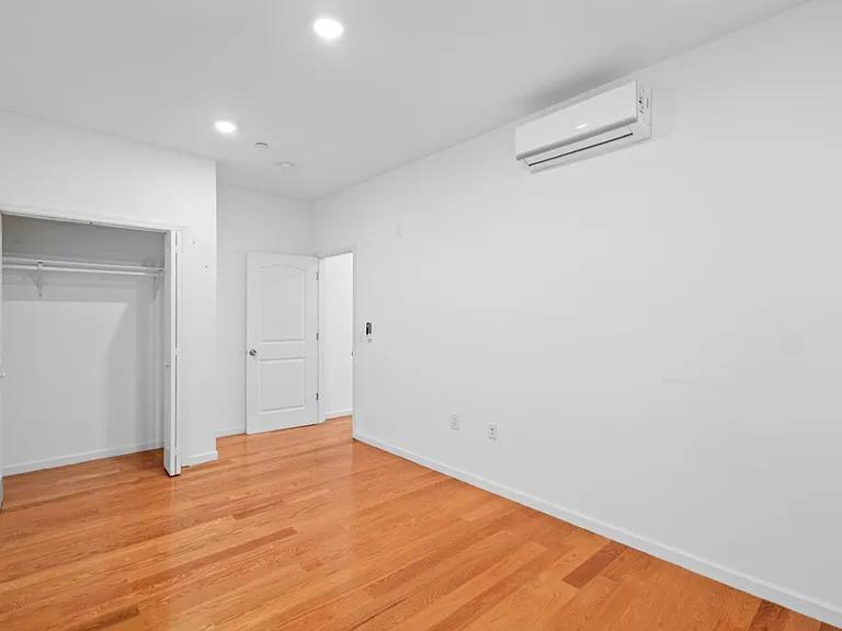 60 Cottage St #1A — Photo 6