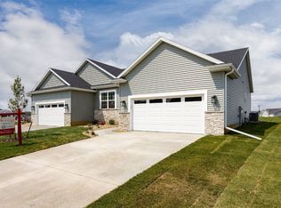 1932 Bowstring Dr, Marion, IA 52302