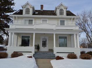 1325 5th Ave, Worthington, MN 56187