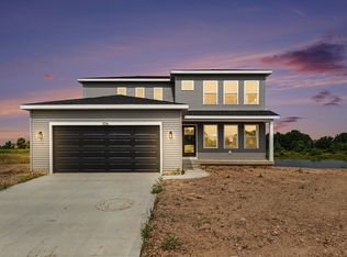 326 Blue Ash Ln, Coopersville, MI 49404