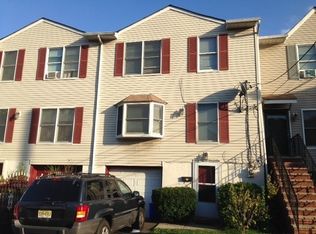 20 Hecker St, Newark, NJ 07103