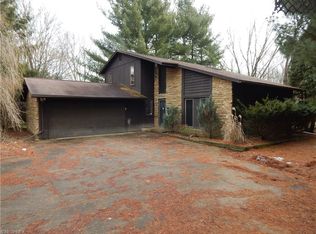 3956 Granger Rd, Medina, OH 44256