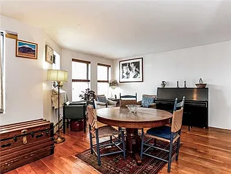 Sold by Avenue Sotheby's International Realty