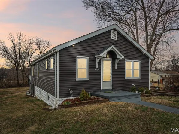 2120 Starling Airport Rd, Arnold, MO 63010