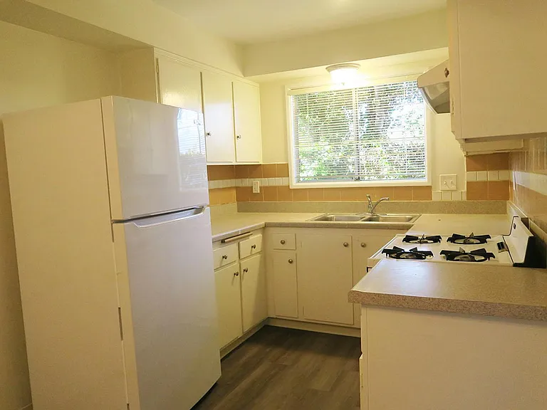 5362 Hollister Ave #12 — Photo 18