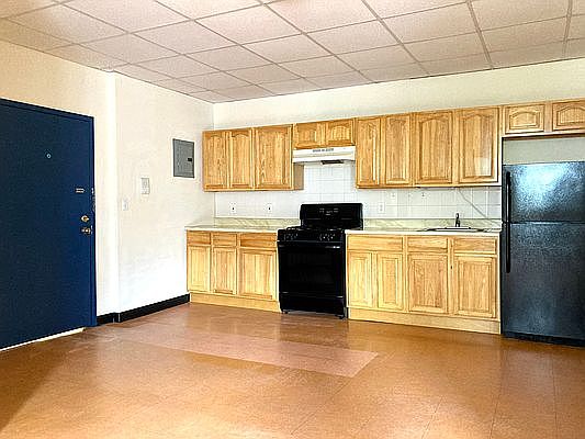1st image of 57 Graham Ave #2C