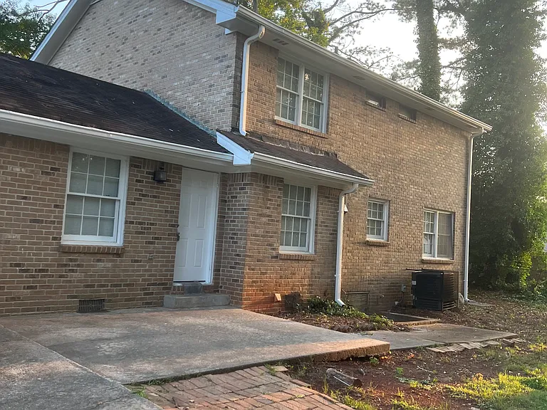 3584 Preakness Dr — Photo 13
