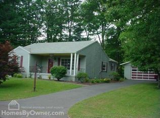 33 Vine St, Dallas, PA 18612