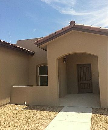 3rd image of 3872 Loma Cortez Dr #El